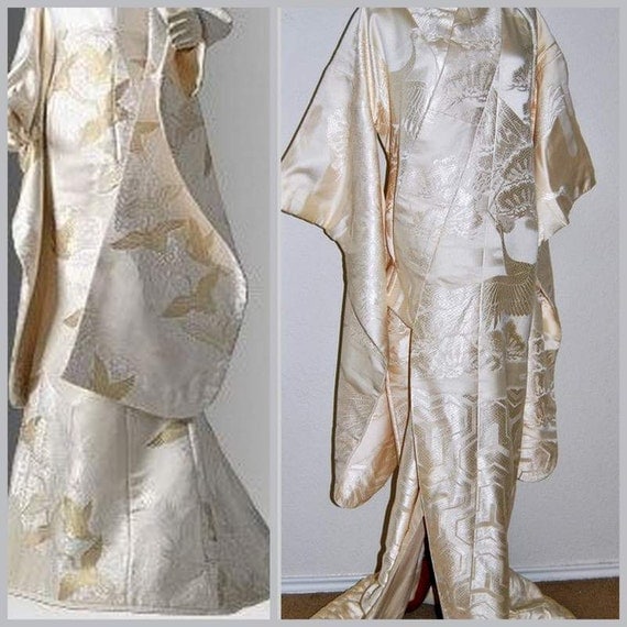 RESERVED Authentique Kimono de mariage Japonais Robe de mariee Kimono en soie Vintage Robe Manteau Mariage