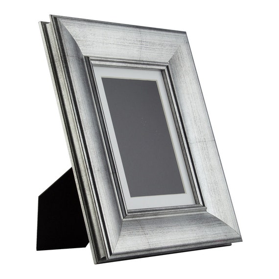 Craig Frames 5x7 Inch Brushed Silver Picture Frame Mat with