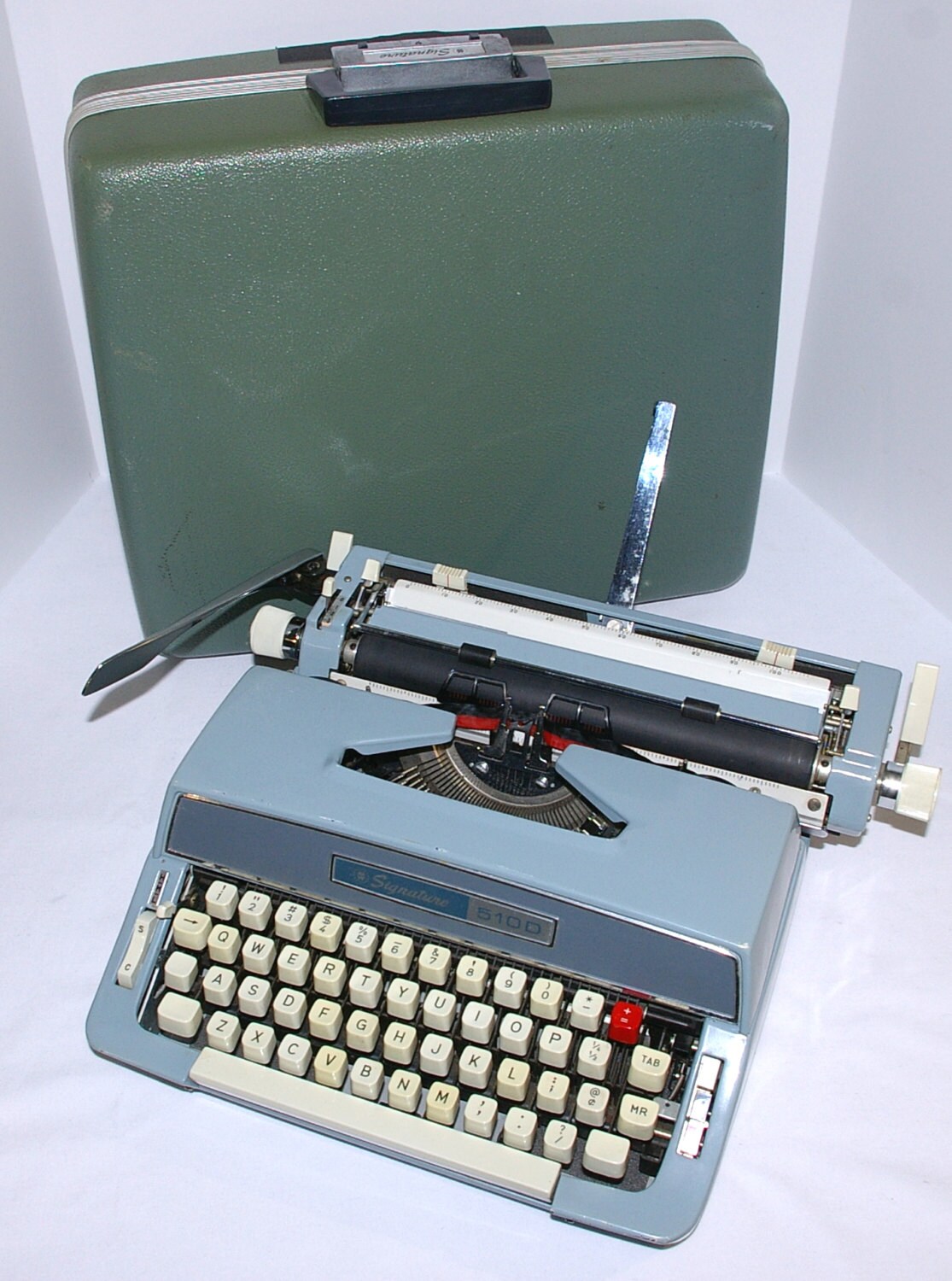 Vintage 2024 brother quiet type writer works