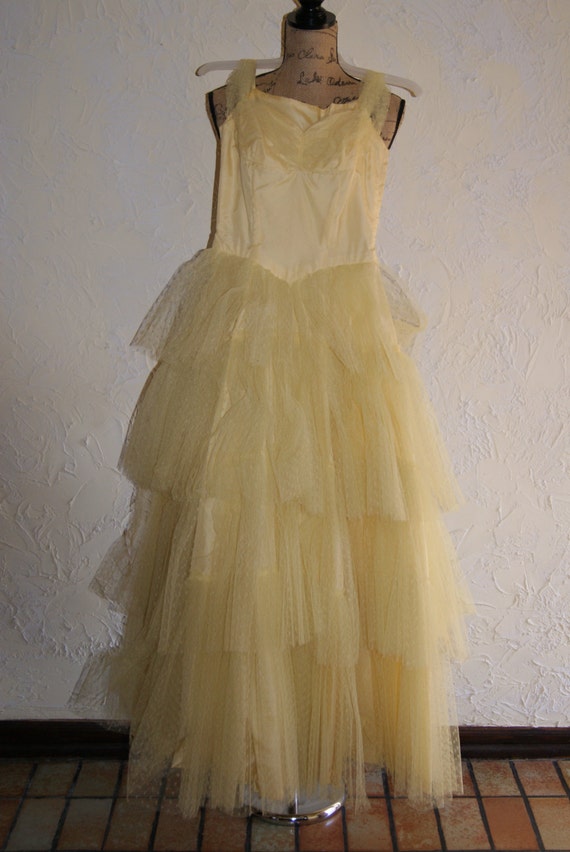 Vintage 1950s Yellow Net Over Taffeta Formal Wedding Prom Party Full Length Dress With Spaghetti Straps Handmade