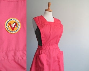 Vtg Salmon Pink Nurse Candystripe UNIFORM Pinafore JUMPER School Uniform Overall Dress Small \\ Medium