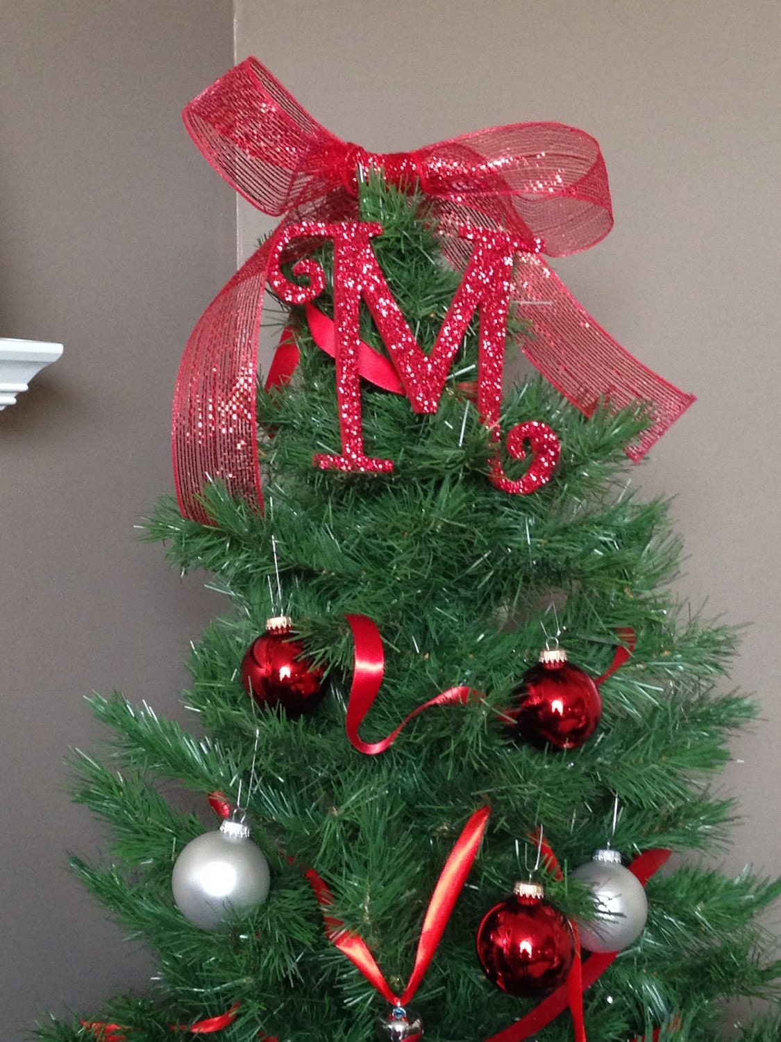 decorative 8 red monogram christmas tree topper letter decorative 8 red monogram christmas tree topper letter