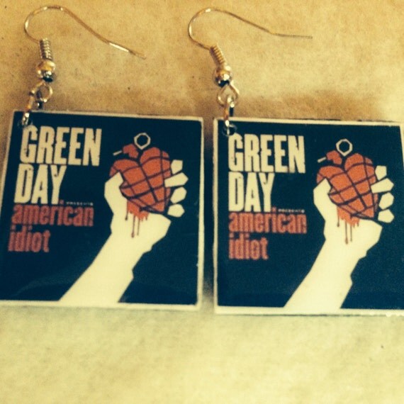 analyzing green days american idiot trhough analyzing green days american idiot trhough