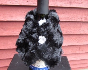 Wine Bottle Wrap - Faux Fur Stole for Wine Bottle - Gift Wrap - Wine Bottle Wrapping - Wine Bottle Clothing - Wine Bottle Clothes