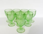 Chantilly Green Water Glasses, Vintage Indiana Glass Green Goblets by Tiara, Floral Sandwich Pattern, Set of 8 Light Green Glasses
