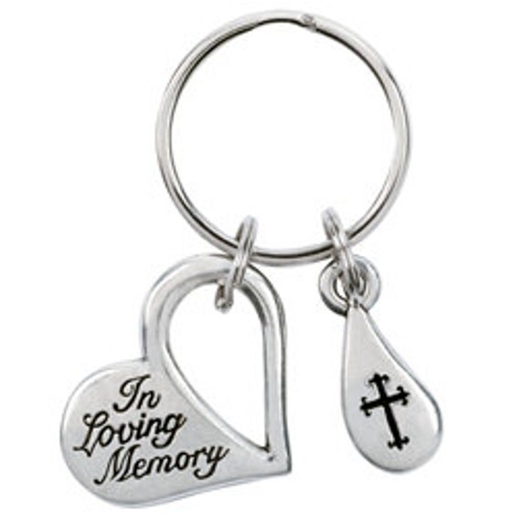 In Loving Memory Keychain by BobSiemonDesigns on Etsy