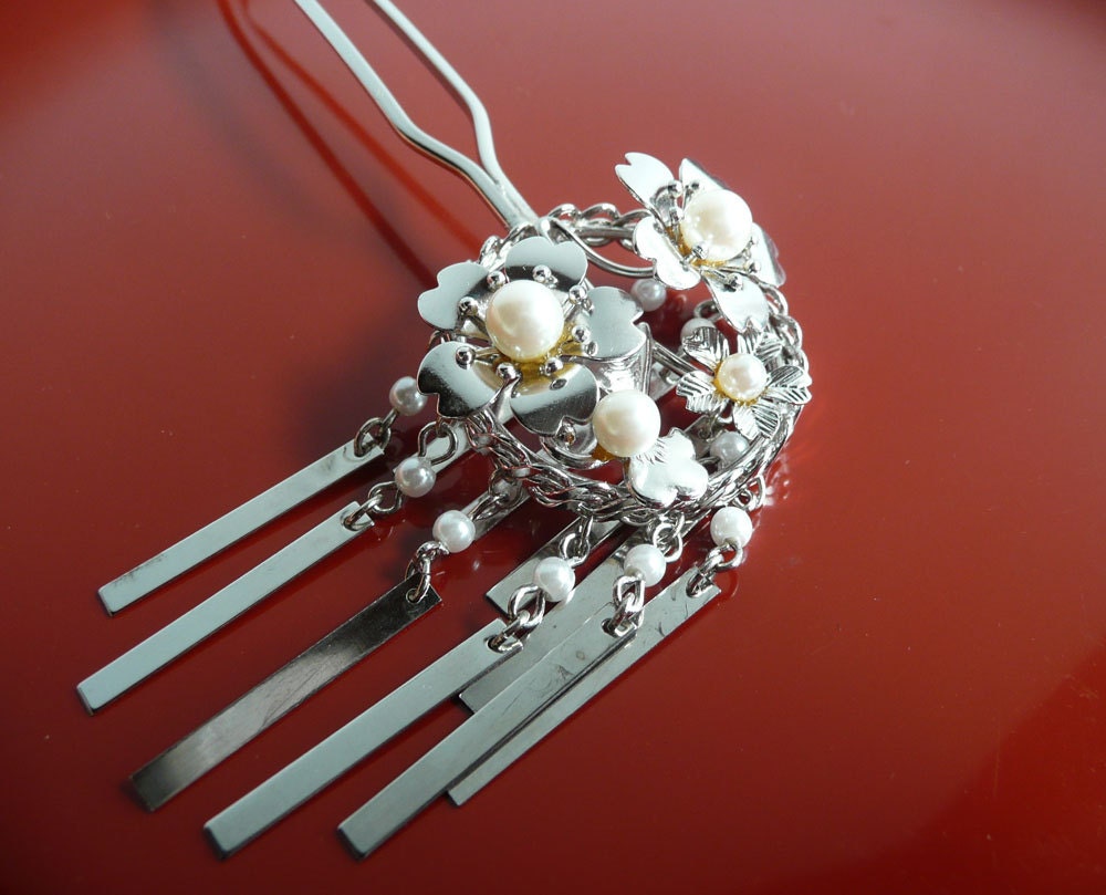 RESERVED for R Vintage kanzashi hair ornament short