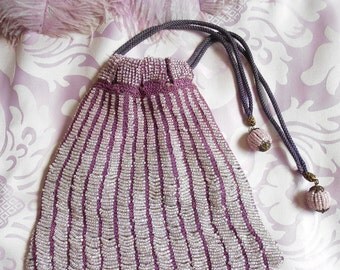 1900's Gorgeous Magenta Purple Glass Beaded Edwardian Drawstring Purse - Near mint condition