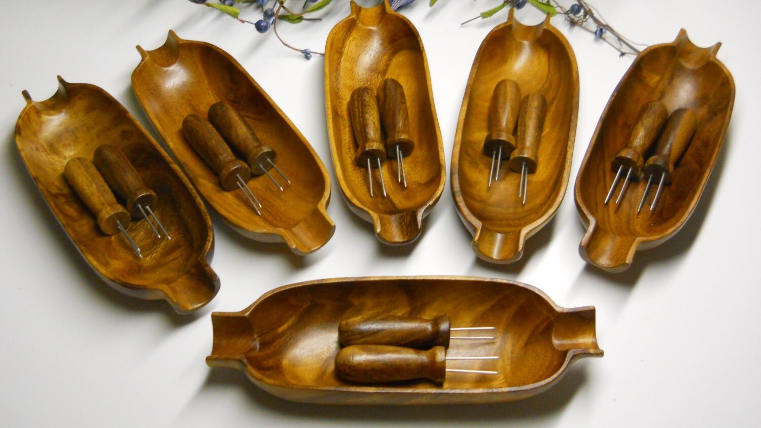 Wooden Corn On The Cob Holders Plus by NaturalBountyVintage