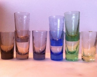Vintage mid century etched mini shot glasses