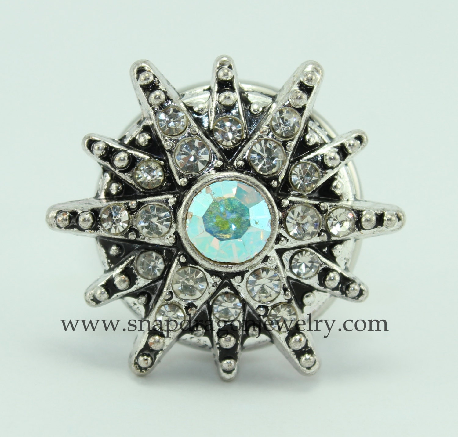 SNAP Jewelry Snapdragon Jewelry Noosa Chunk Snap Button