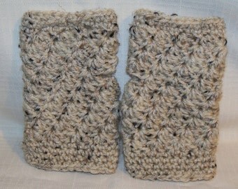 Crocheted Fingerless Mitts in Oatmeal
