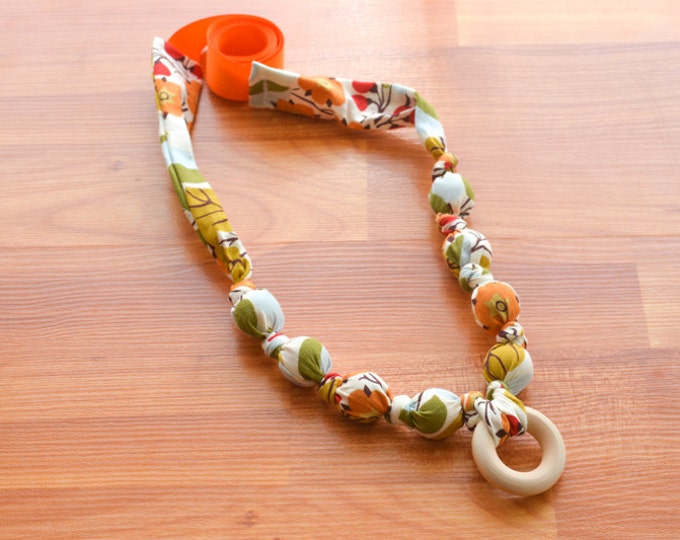 Breastfeeding Nursing Necklace, Teething Necklace, Babywearing Necklace, Fabric Necklace - Single Ring - Autumn Foliage