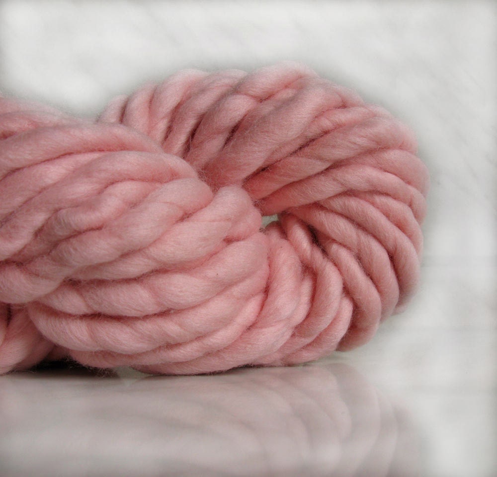 Extra Bulky yarn Super chunky yarn ATLAS light pink 16oz