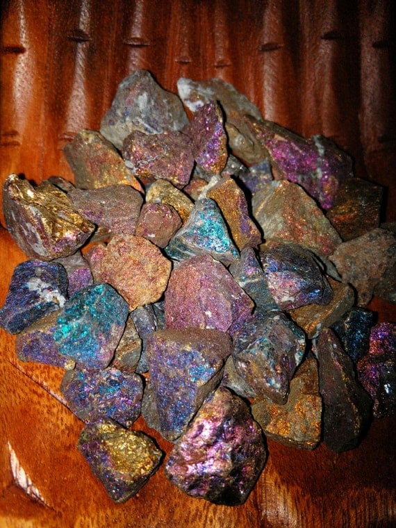 Set of 12 Extra Small Peacock Ore / Peacock Copper / Bornite