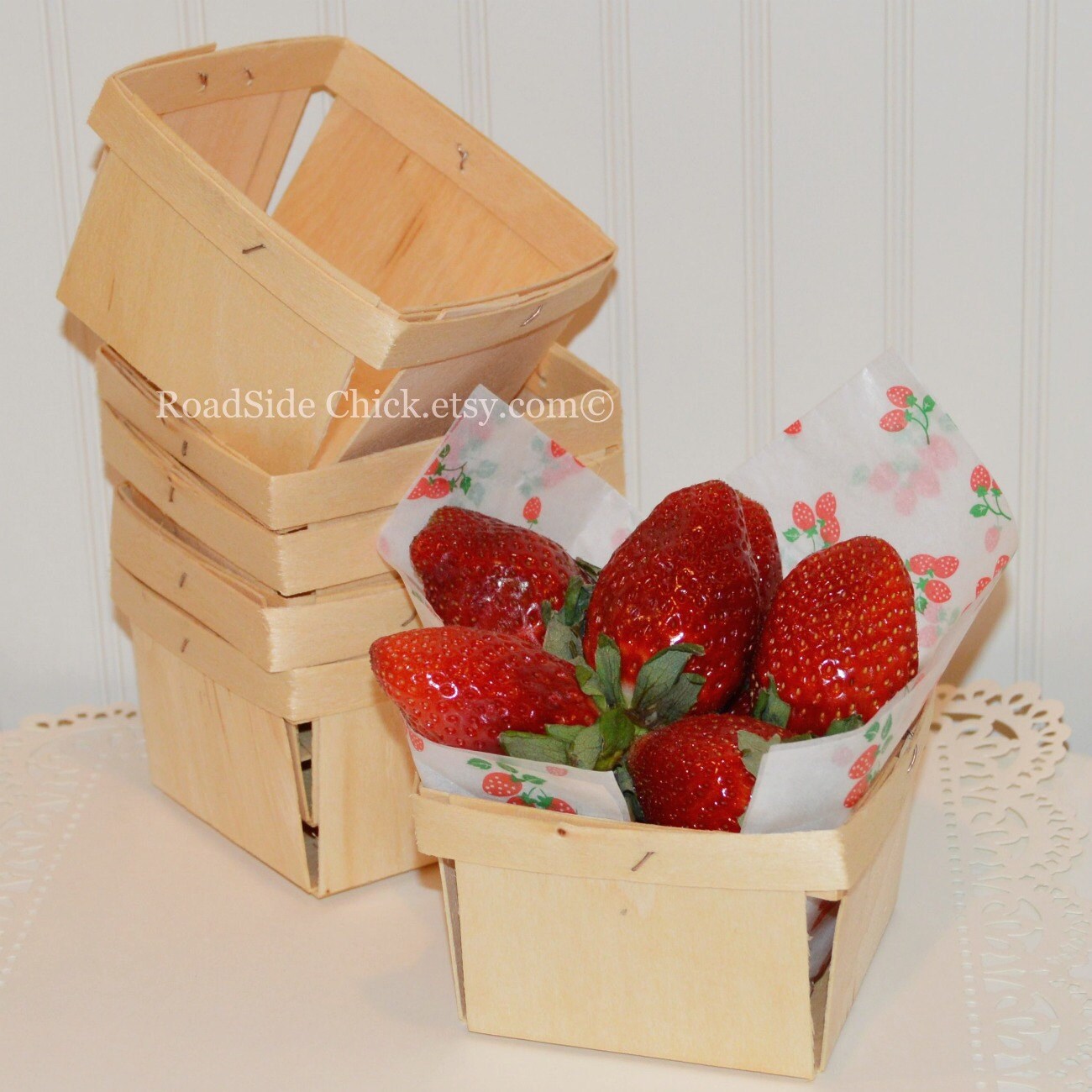 Wood BERRY BASKETS 6 Farmers Market Strawberry Baskets Pint
