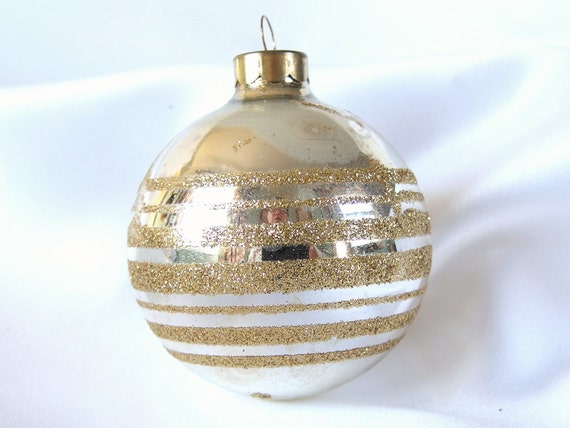 vintage gold and silver christmas ornament by bythewaysidexmas vintage gold and silver christmas ornament by bythewaysidexmas