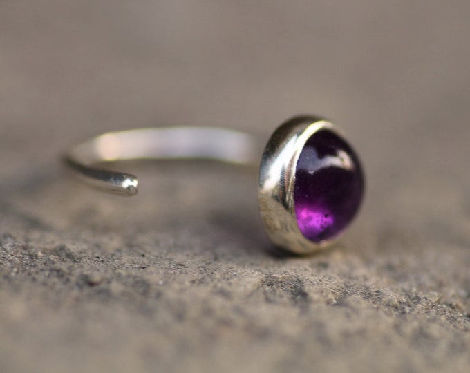 Amethyst ring Amethyst gold ring Gold ring Purple stone ring Engagement ring Natural stone Gift idea Womens ring open ring