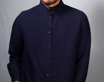 Vintage Mens navy blue long sleeve high collar button up shirt