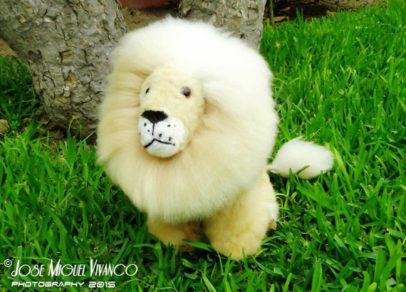 alpaca lion toy