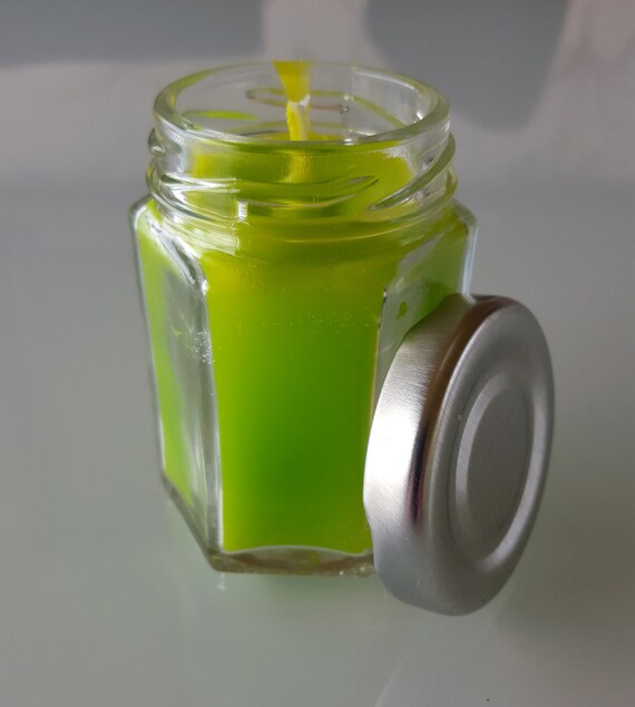 Skin Safe Wax Play Candle in 'Screaming Green' by ColourfulPlay