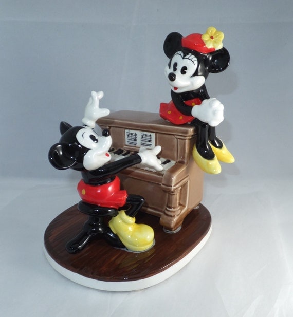 mickey mouse by cactus music box