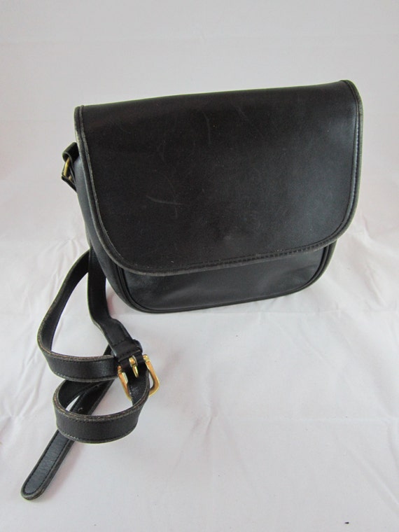 1970s COACH Black Leather Top Flap Crossbody by petgirlvintage