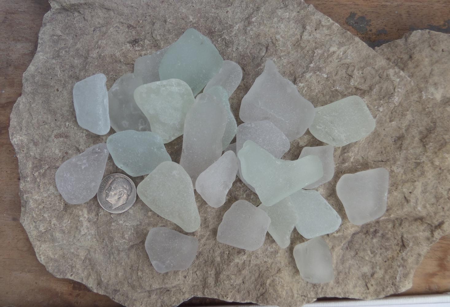 Lake Michigan beach glass, 24 pieces of sea glass, wedding beach decor