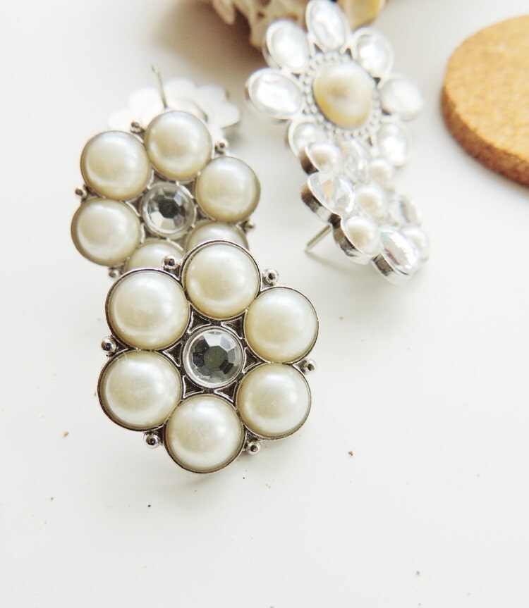 Pearl & Rhinestone Push Pins Decorative Push by UnconventionalJ