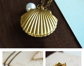 Shell Locket Necklace. Mermaids Locket. Gold Brass Sea Shell locket with white pearl necklace, Beach Wedding Necklace, Gift under 20