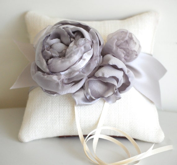 Items similar to Ring pillow,wedding,white,burlap,ring bearer pillow