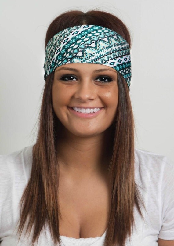 Best headband for running and yoga featured on Espnw non slip