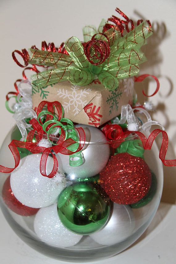 Christmas Centerpiece Red Green and White by GlitterGlassAndSass