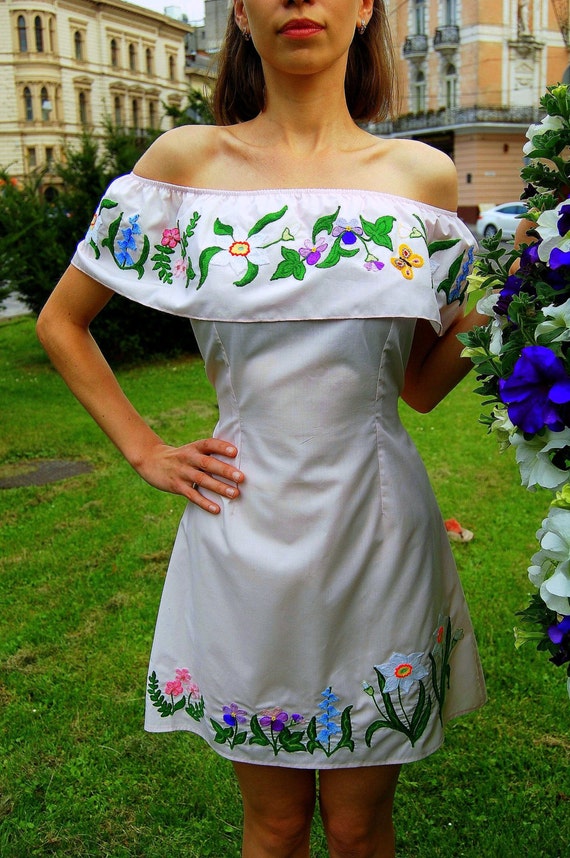 Items similar to Floral design Ukrainian wedding dress. Hand embroidered wildflower pink Prom ...