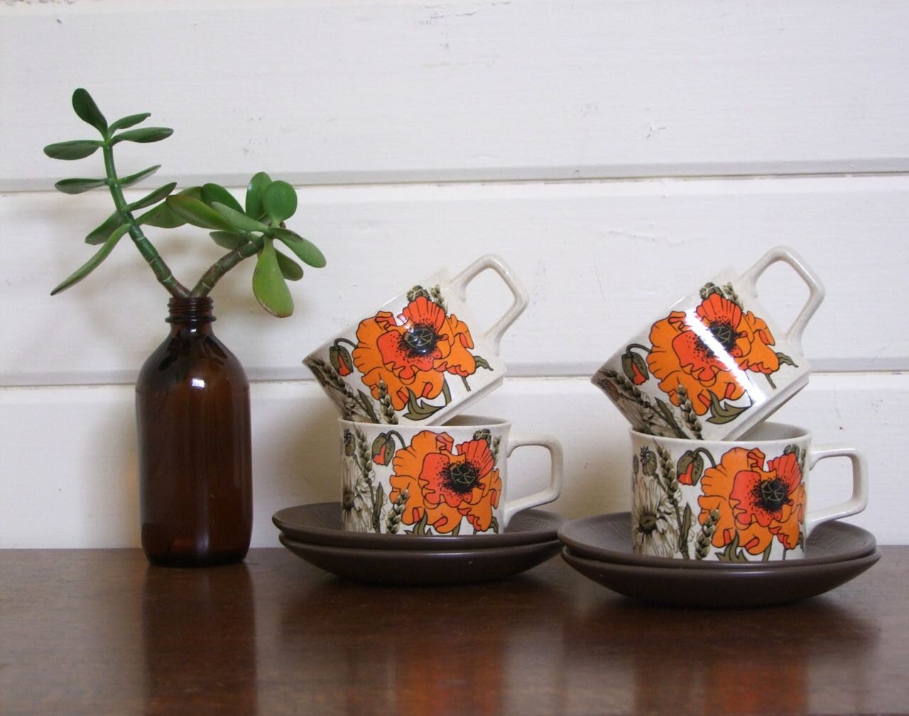 Vintage Johnson of Australia Poppy Tea Cups, Retro Tea Set, Floral Tea