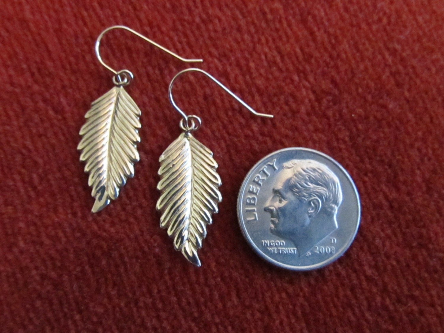 14k Gold Leaf Dangle Earrings .56g