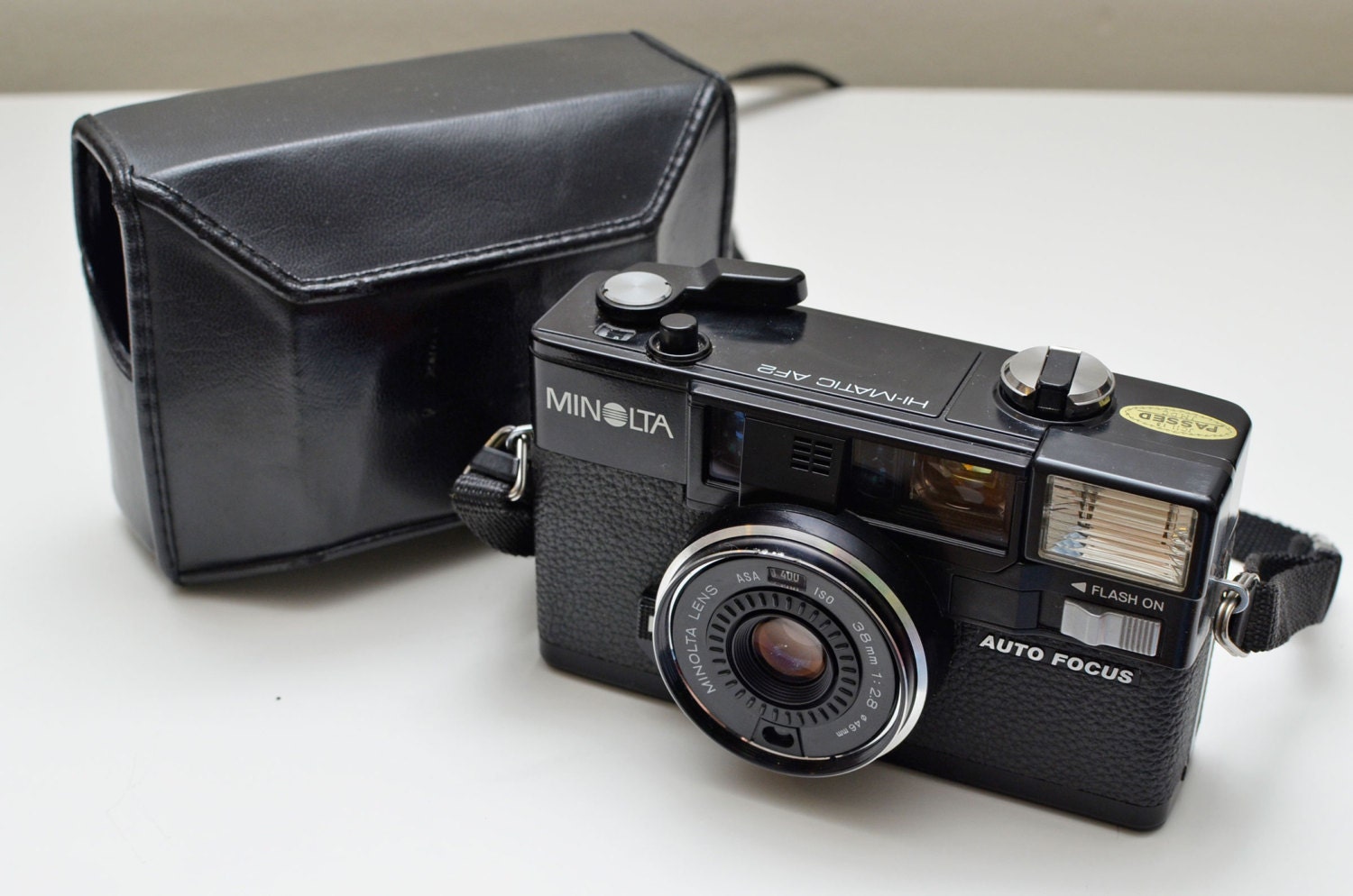 1980s Minolta HiMatic AF2 35mm Film Camera