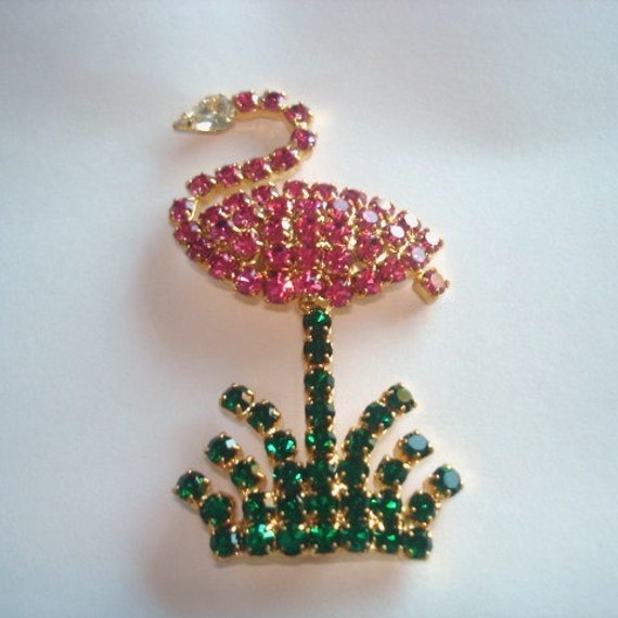 Pink Flamingo Rhinestone Brooch Gold Tone.