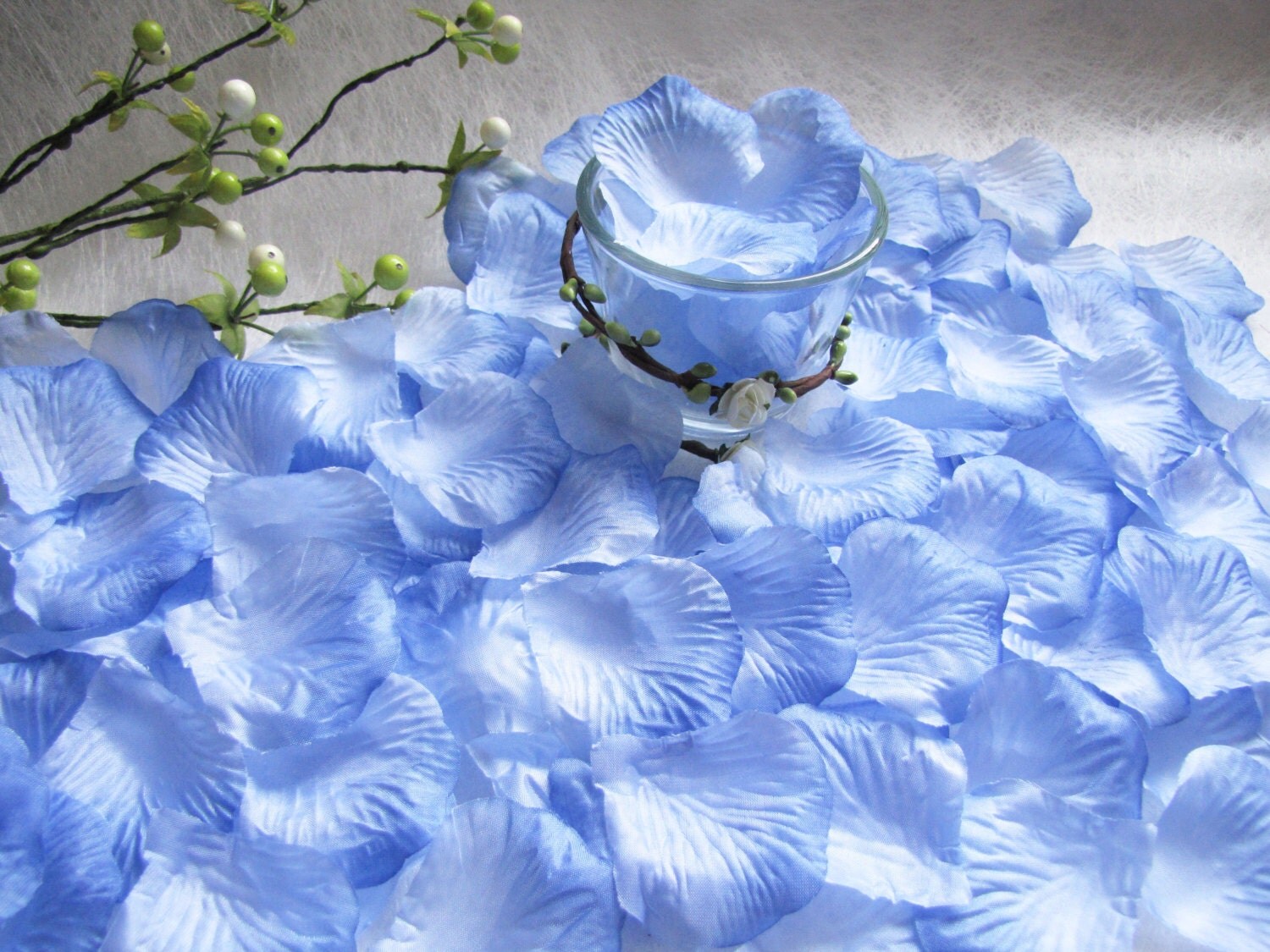 Silk Hydrangea Petals – Artificial Flower Petals For Wedding, Tabletop, Baskets