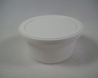 Lot of Six - 4 oz. White Plastic Container with Lid
