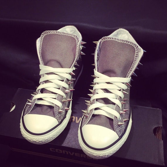 converse track spikes