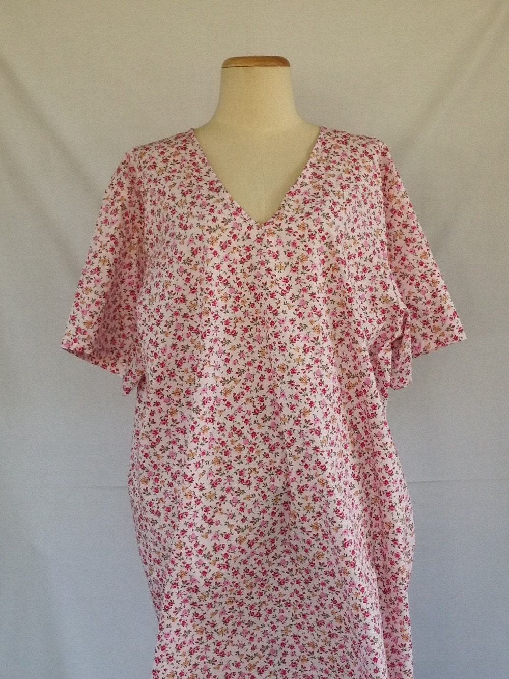 Hospital Gown L Post Surgery / Patient Clothing by HappyCarewear