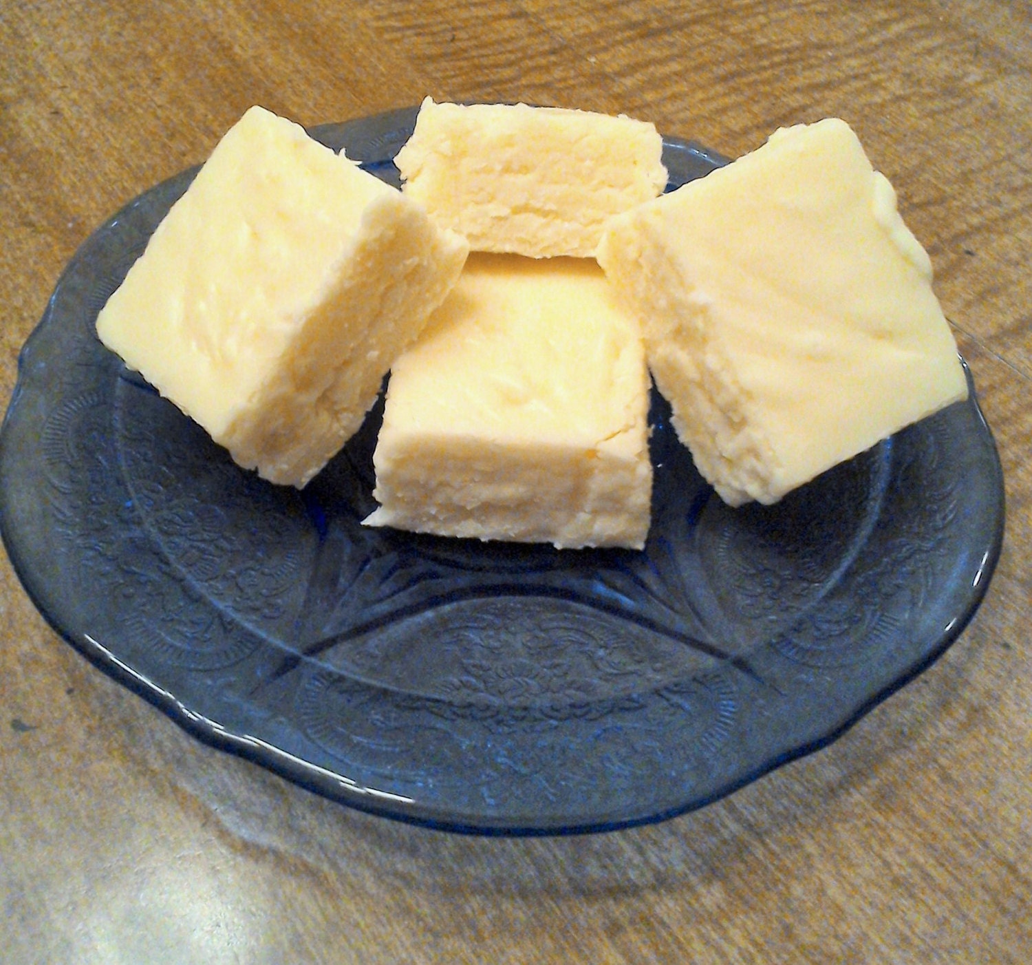 1/2lb. Homemade White Chocolate Fudge with Coconut