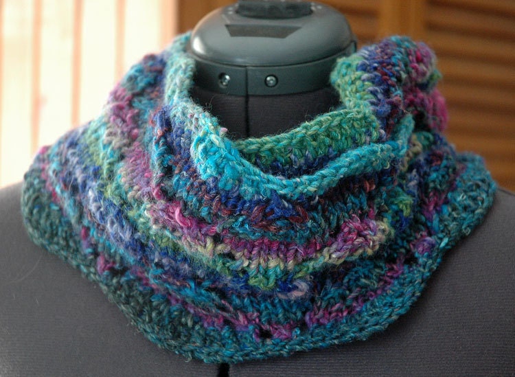 Lace infinity scarf in Noro Silk Garden Chunky yarn