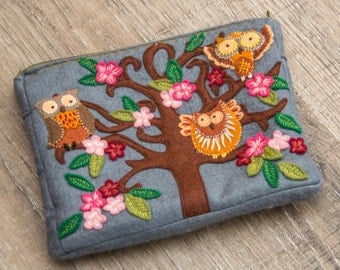 Felted Cosmetic Bag with Owls Felt Bag Felt Purse Owl Felted Case Felt sac hibou cosmétique bolsa de cosméticos felt borsa cosmetica feltro
