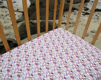 Liberty Queue for the Zoo fitted cot / crib sheet