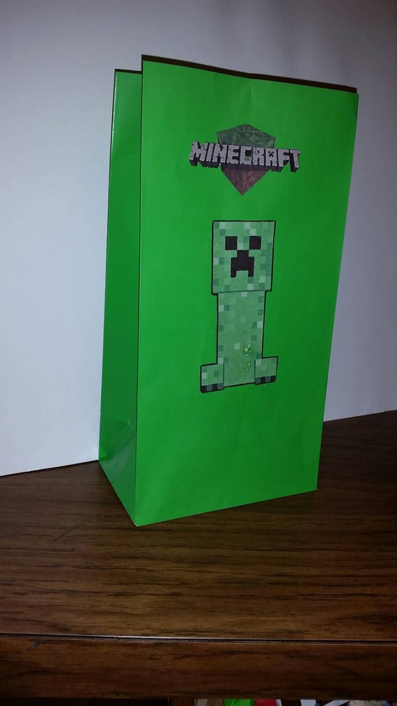 Minecraft creeper goodie bags by Familypartyfunfavors on Etsy