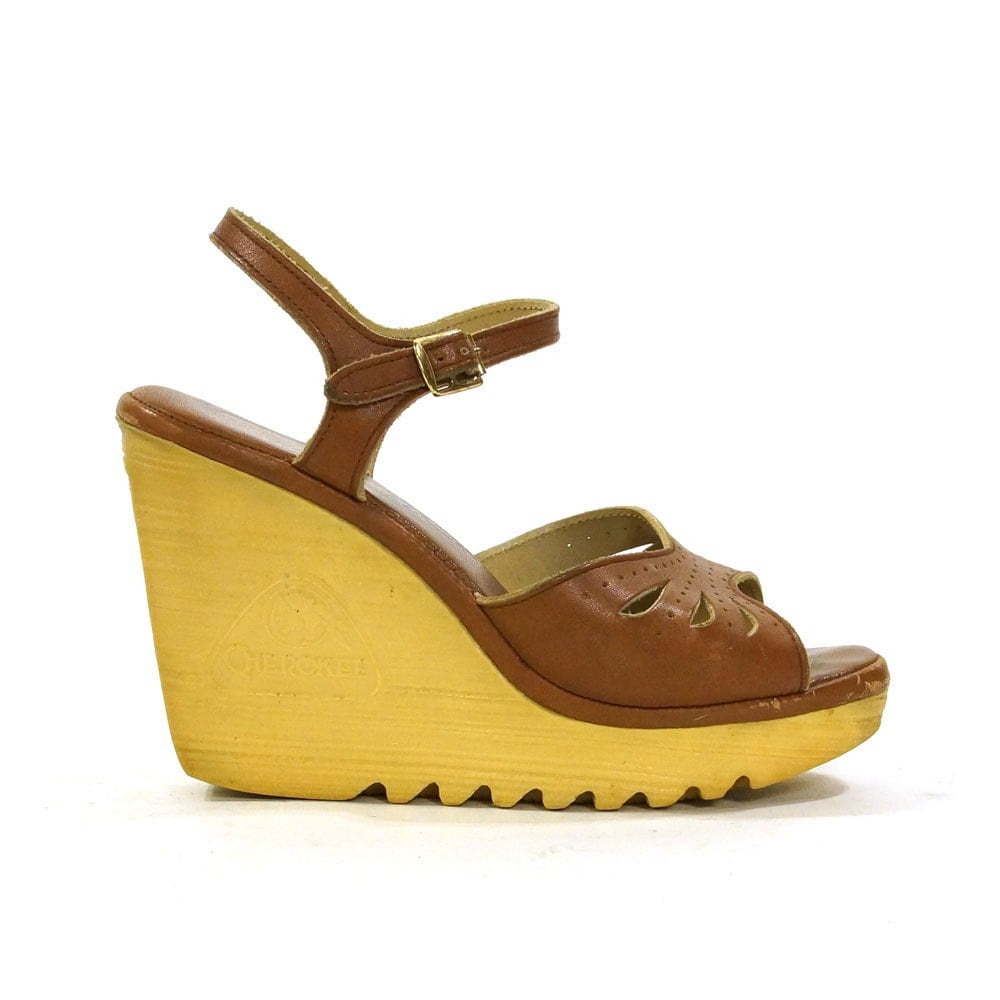 Platform Wedges / Vintage 1970s Cherokee High Heel Sandals