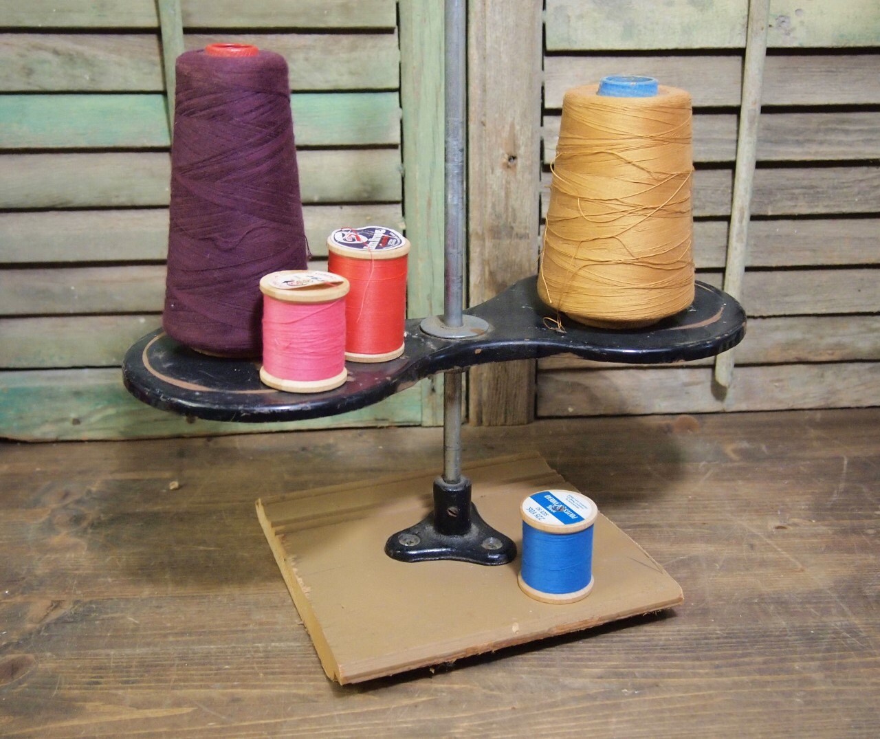 Free shipping Vintage Industrial Spool holder stand thread
