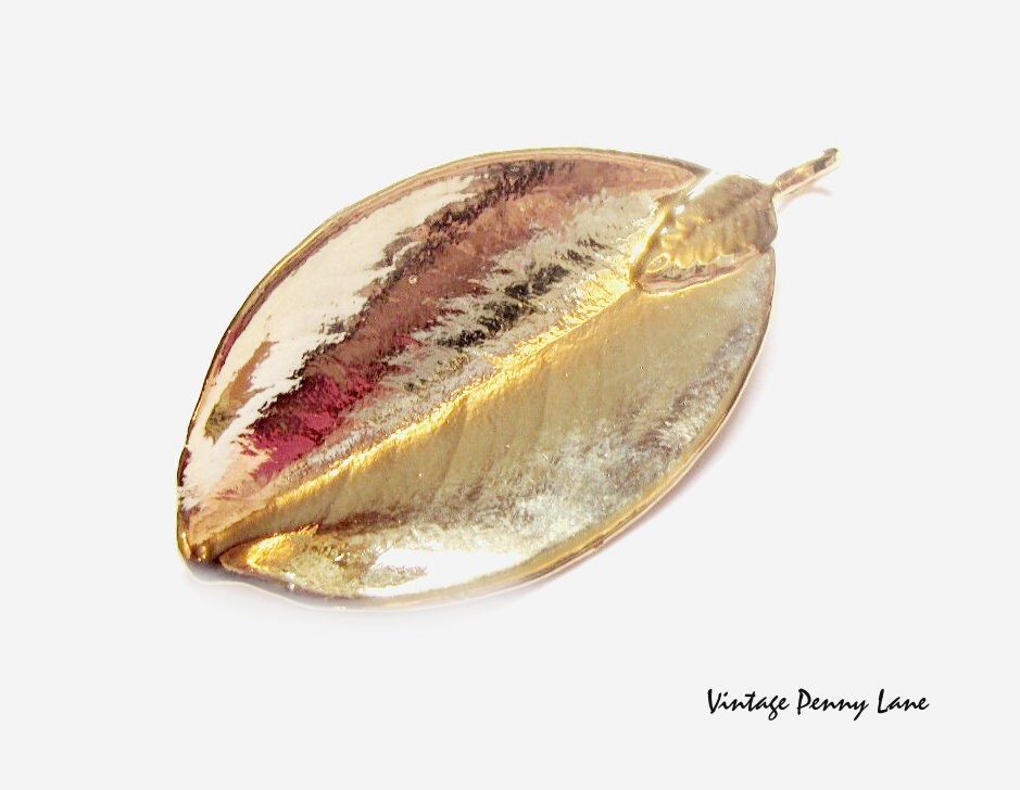 Vintage Leaf Pendant Gold Dipped Costume Jewelry